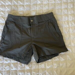 Athleta active wear shorts